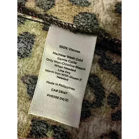 Talbots Dress Size 4 Leopard Animal Print V-neck Belted Long Sleeve Reg $149 - Picture 6 of 6